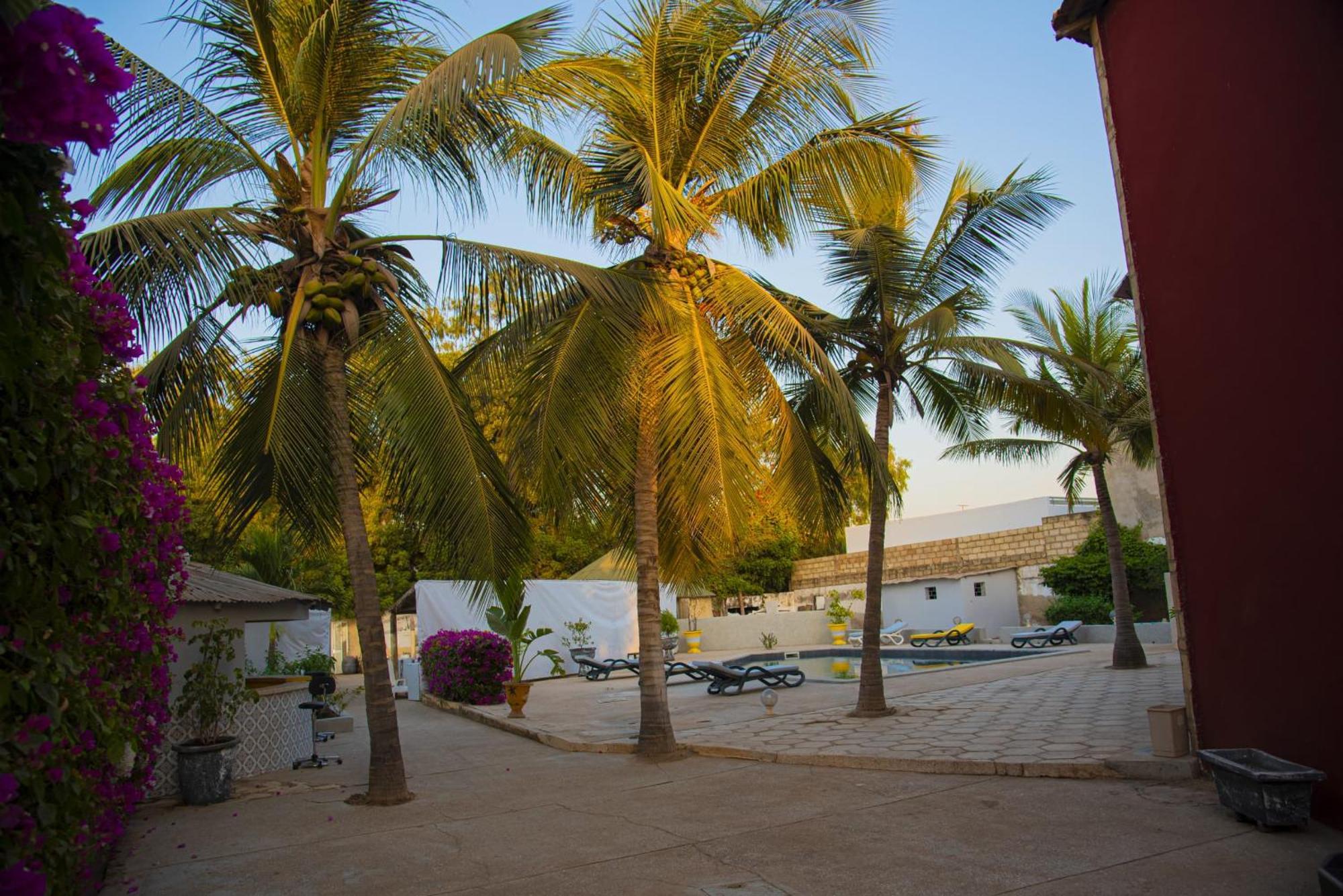 Chambres D'Hotes Villa Luciana Saly Exterior photo
